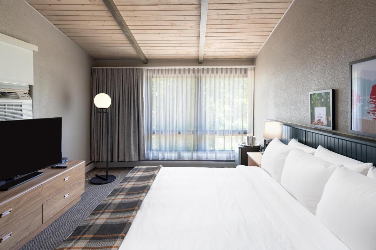 Roaring Brook Ranch Resort بحيرة جورج المظهر الخارجي الصورة