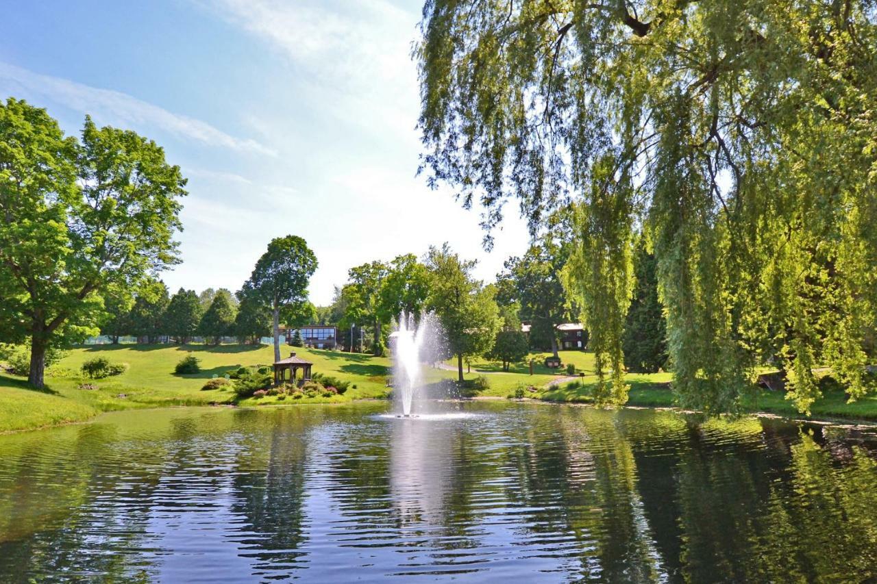 Roaring Brook Ranch Resort بحيرة جورج المظهر الخارجي الصورة